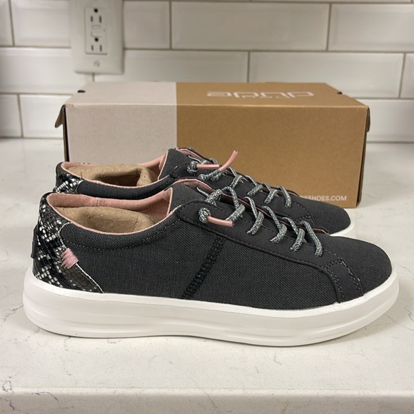 Hey Dude Karina - Jet Black Size 6 Style Number: 49154-0XD - Picture 9 of 15